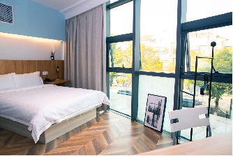 東莞市江灣酒店管理 卓越服務(wù)與創(chuàng)新運(yùn)營(yíng)的雙重奏